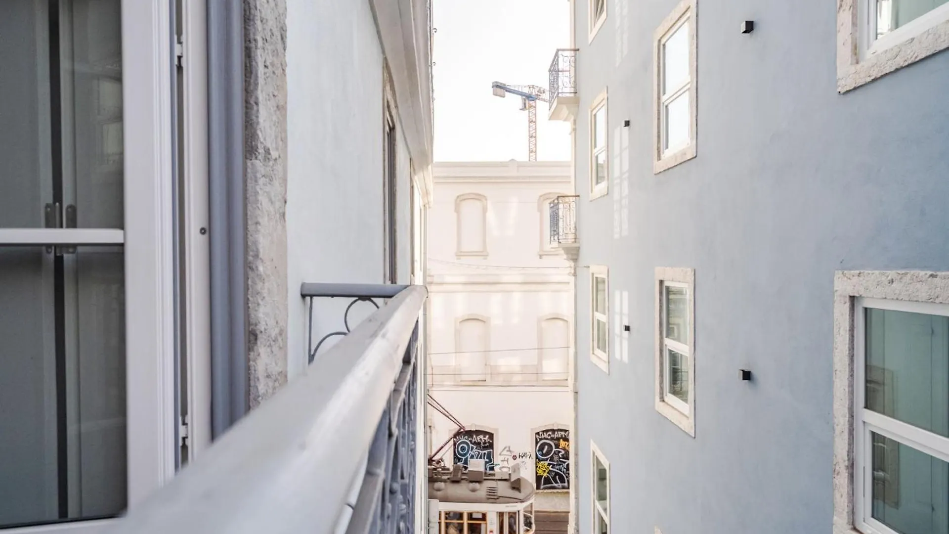 Apartment Akicity Cais Sodre Hope Lisbon