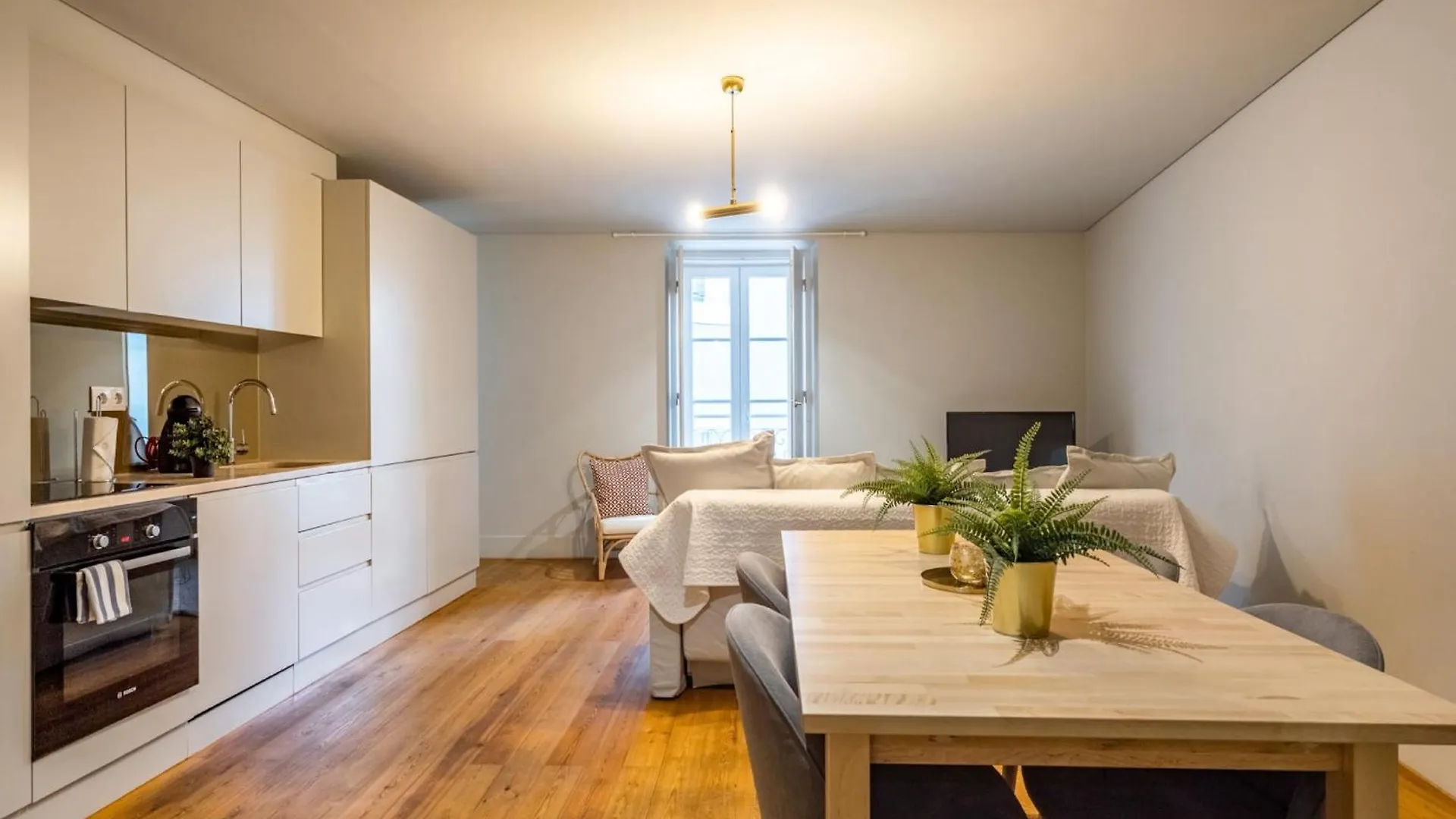 Apartment Akicity Cais Sodre Hope Lisbon Portugal