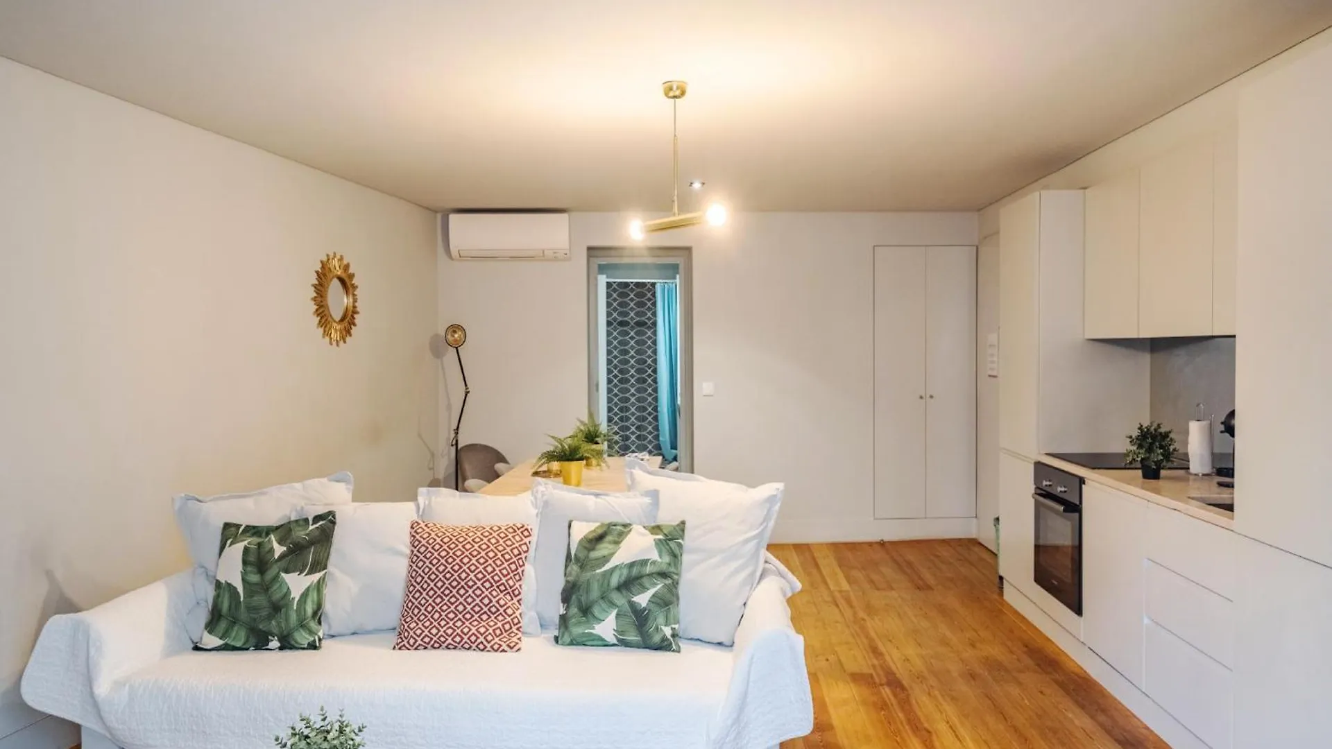 Akicity Cais Sodre Hope Lisbon Apartment