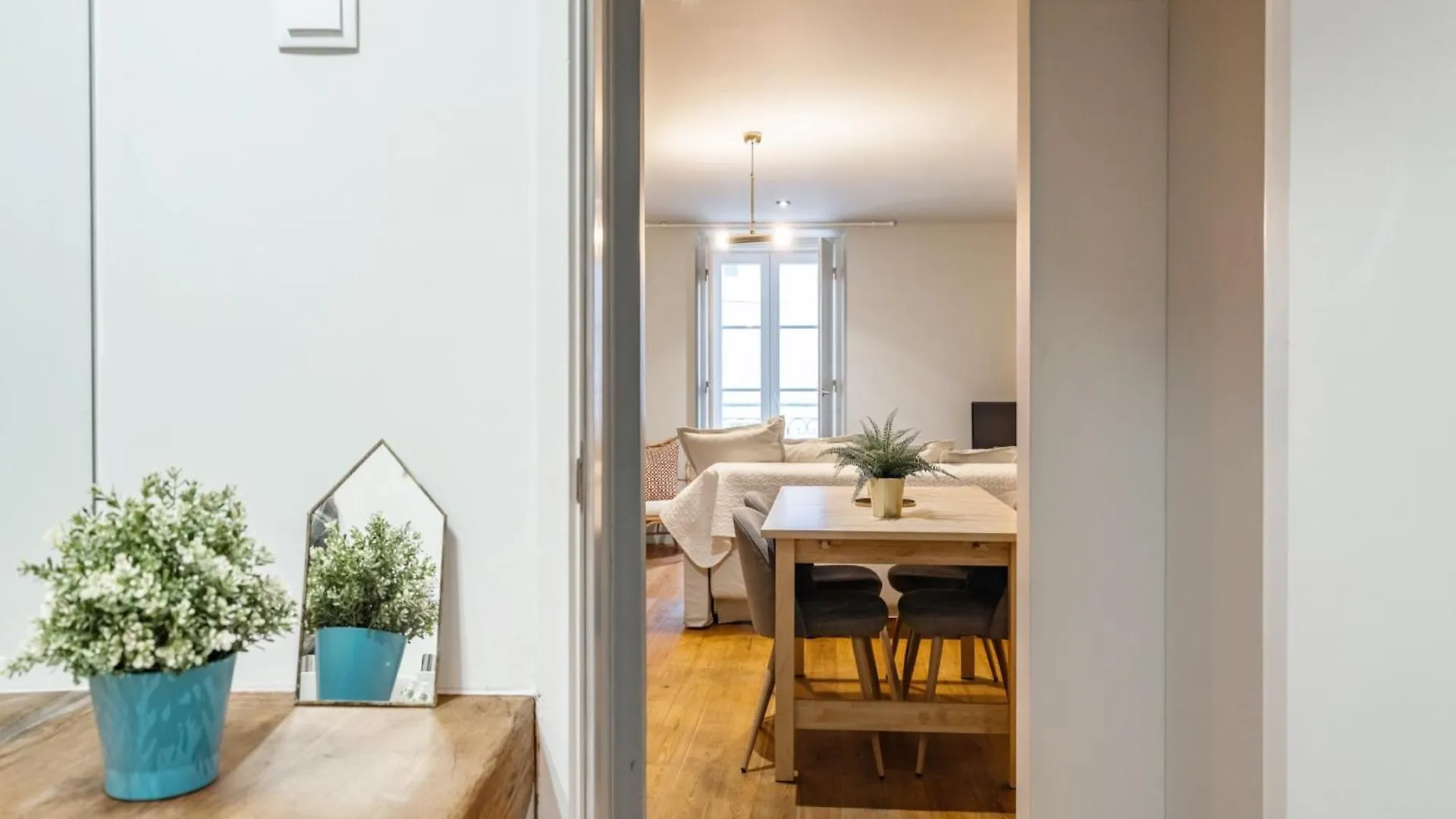 Akicity Cais Sodre Hope Lisbon Apartment